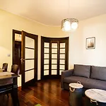 Plac Zbawiciela Elegant Apartment